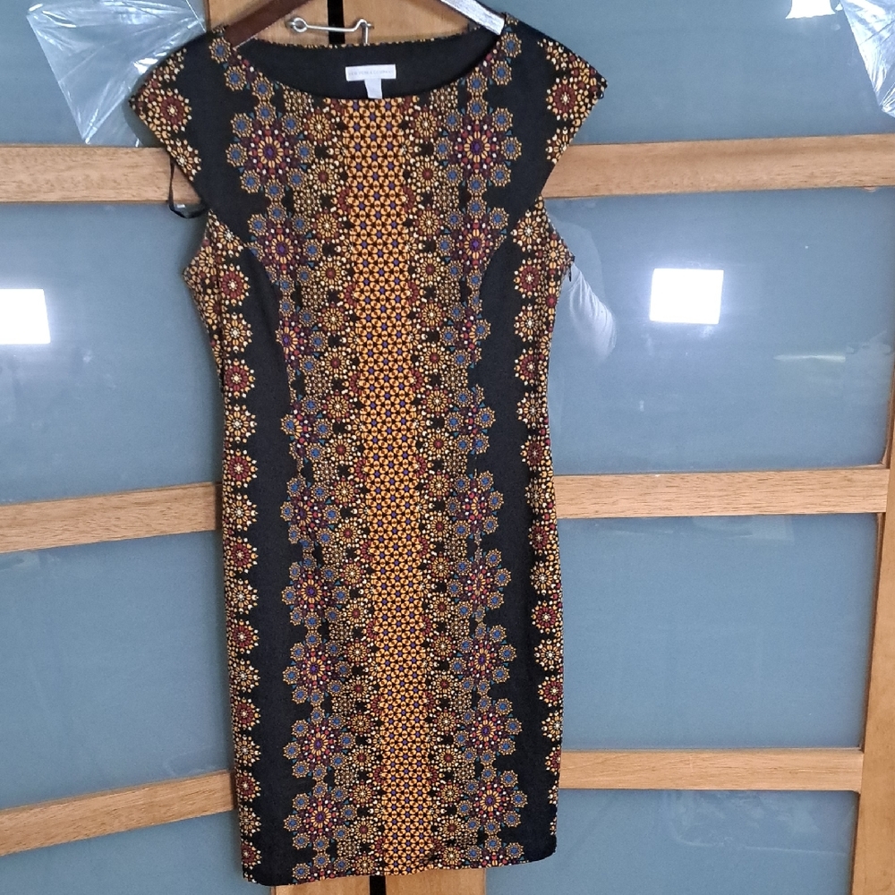 New York & Company Black and Gold Floral Midi Dress Sz 8